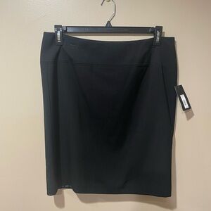 Apt. 9 Black Pencil Skirt ~ Size 14 ~ NWT ⭐️⭐️